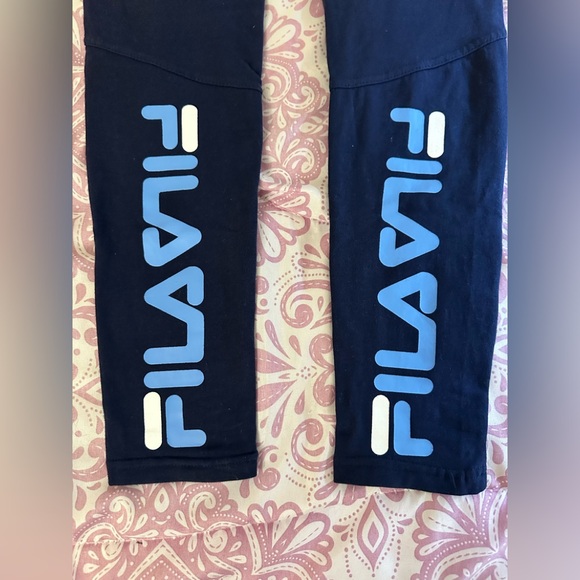 FILA Set - Picture 6 of 7